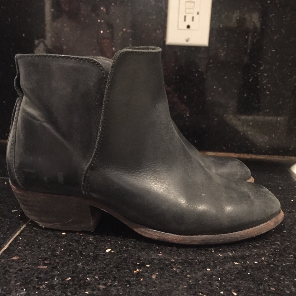 Black Leather Madewell Ankle Boots
